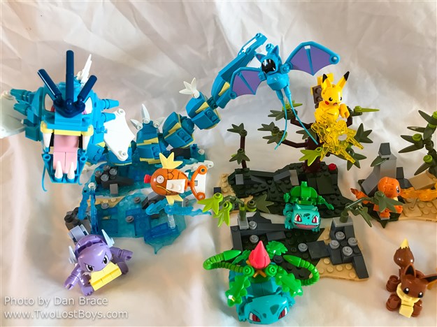  Mega Construx Pokemon Charizard Construction Set with character  figures, Building Toys for Kids 198 Pieces : Everything Else